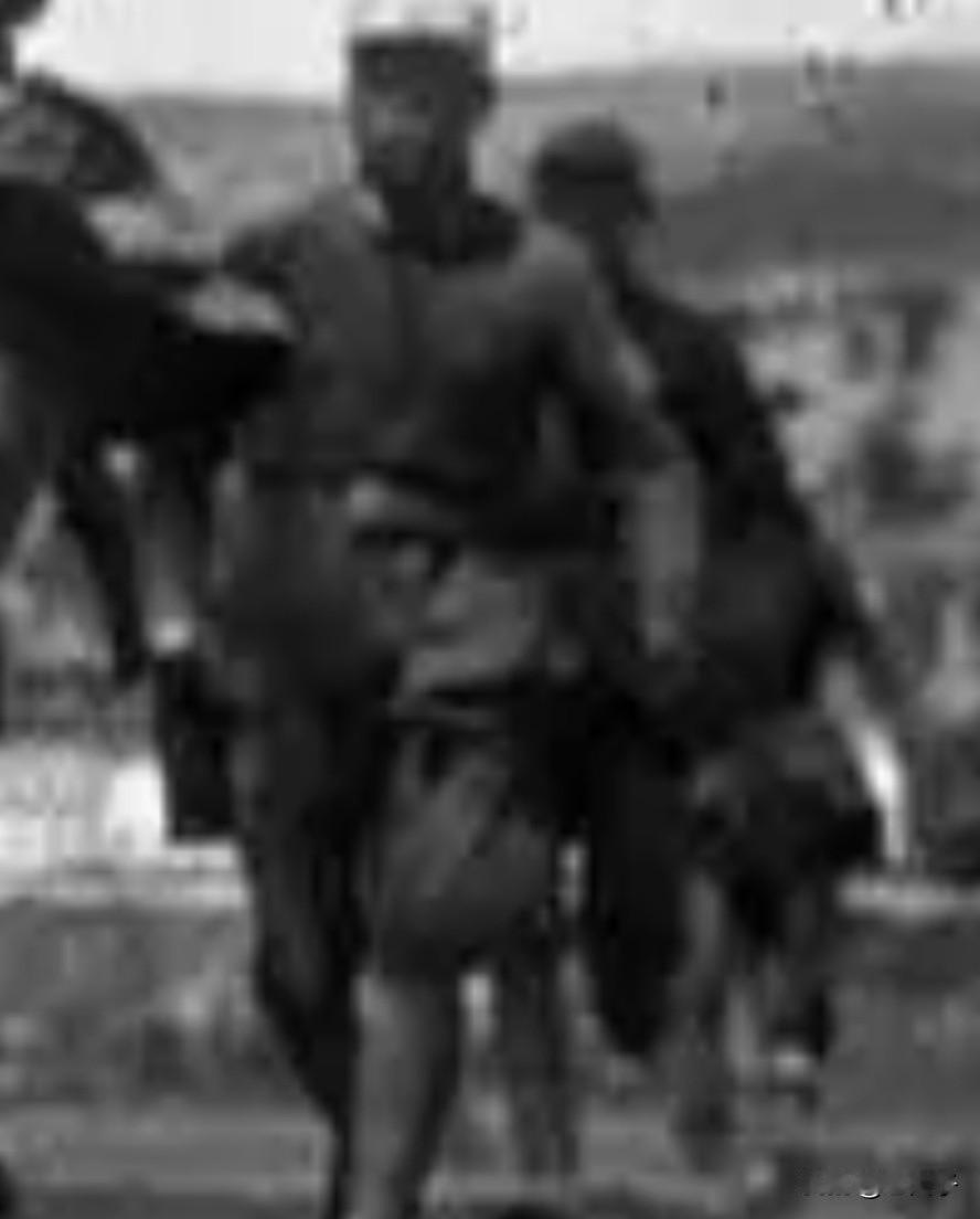 中国人民解放军将领名录之第535位，陈志芳
他绰号陈二虎，出生于河北省黄骅市杨二