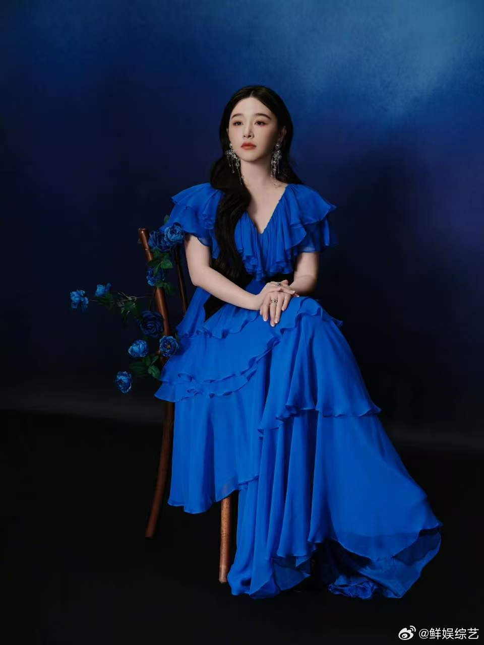 阚清子阚清子每天带腰尺时刻监督自己乘风2026随身携带腰尺时刻警醒，阚清子产后努