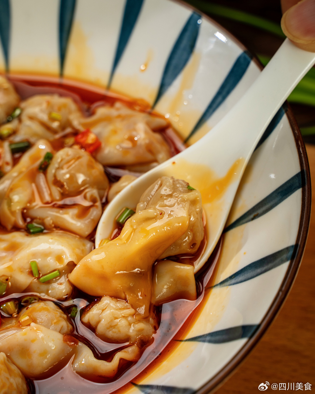 铁粉抽奖来啦~近期又上新了很多好吃的！！还有一直都受欢迎的丑苹果，请3位铁粉朋友