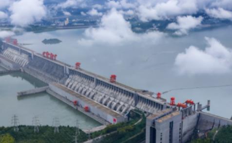 日本网友表示：如果中日战争爆发，日本第一个炸的不是中国的重要城市，而是第一个炸中