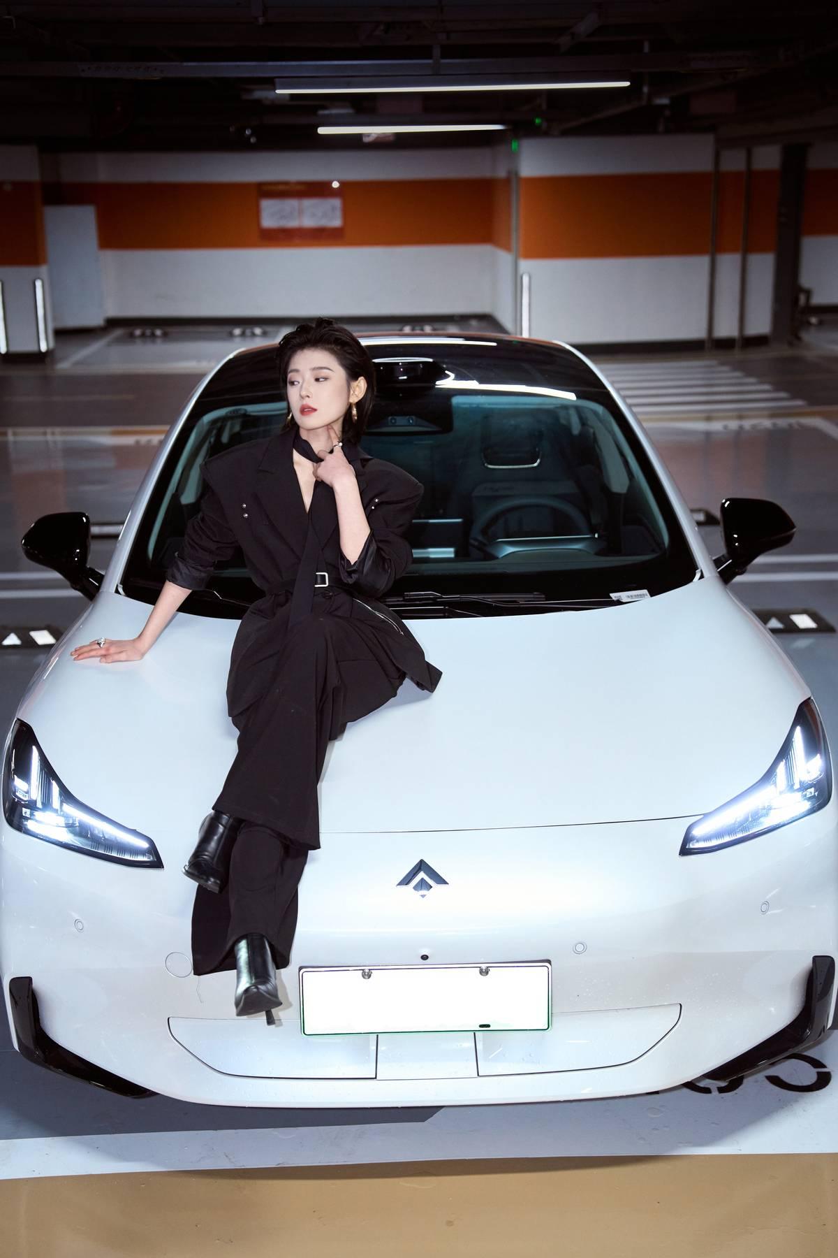 工作、社交两不误，TA让我在都市中游刃有余
作为一名在都市中穿梭的职业经理，我的