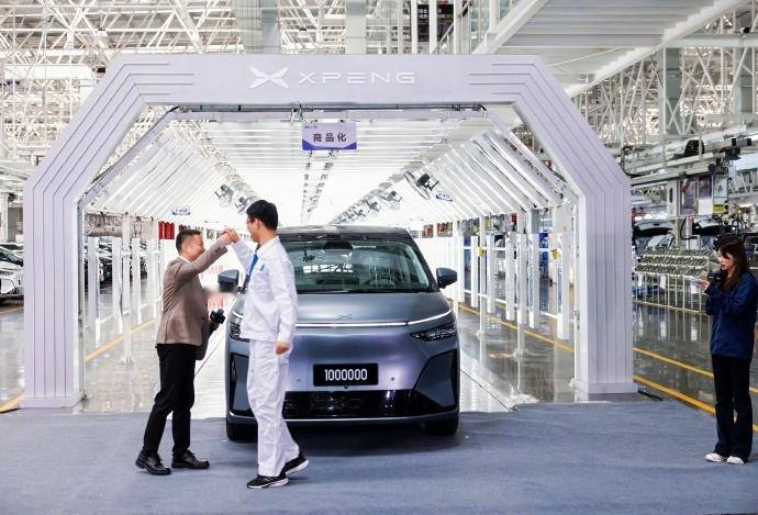 听我一句劝，年底想买大7座的朋友，小鹏X9超级增程这波福利千万别错过！他们直接推