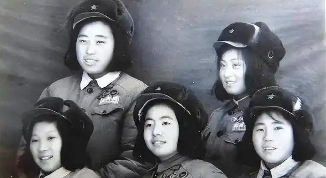 1951年，抗美援朝时，5名中国女战士被美军包围后主动投降，此后下落不明，大家都
