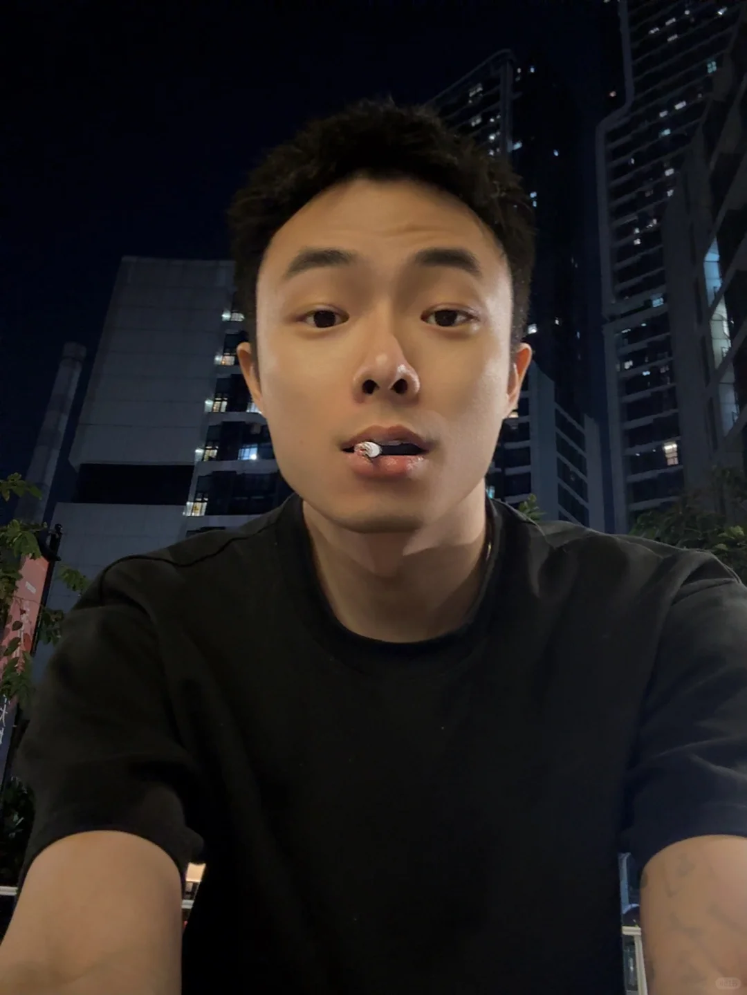 今晚一起阿帕特吗？