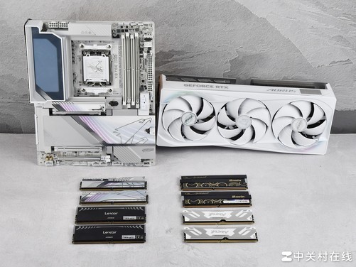 越白越强 技嘉X870E超级冰雕X3D主板实测抗压4款内存