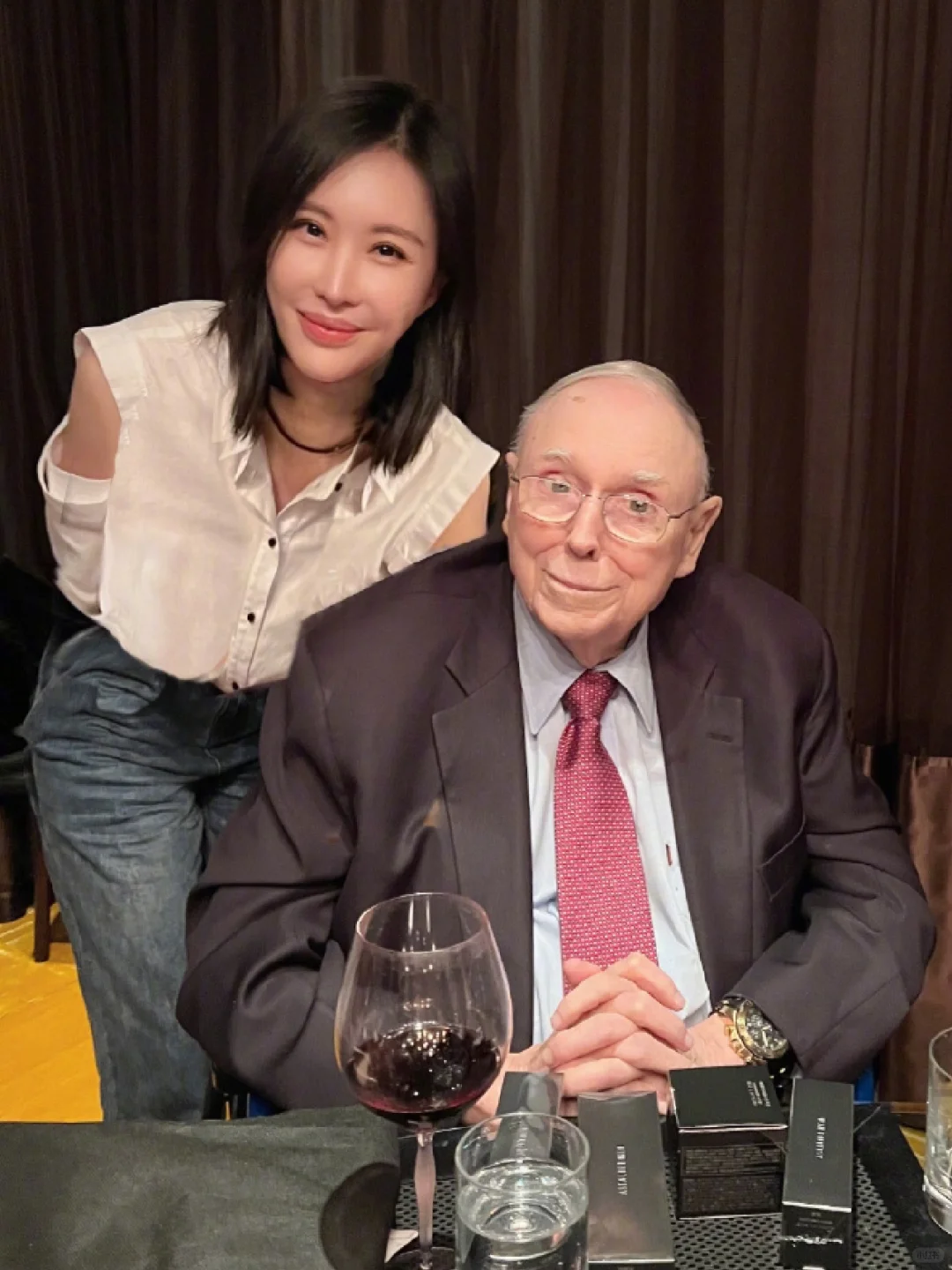 芒格：只要能受得了波动，持有三只股票就够了