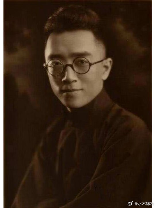 没有胡先生倡导的白话文运动，面对聱牙诘屈艰难晦涩的古文，估计大多数人都是文盲。 