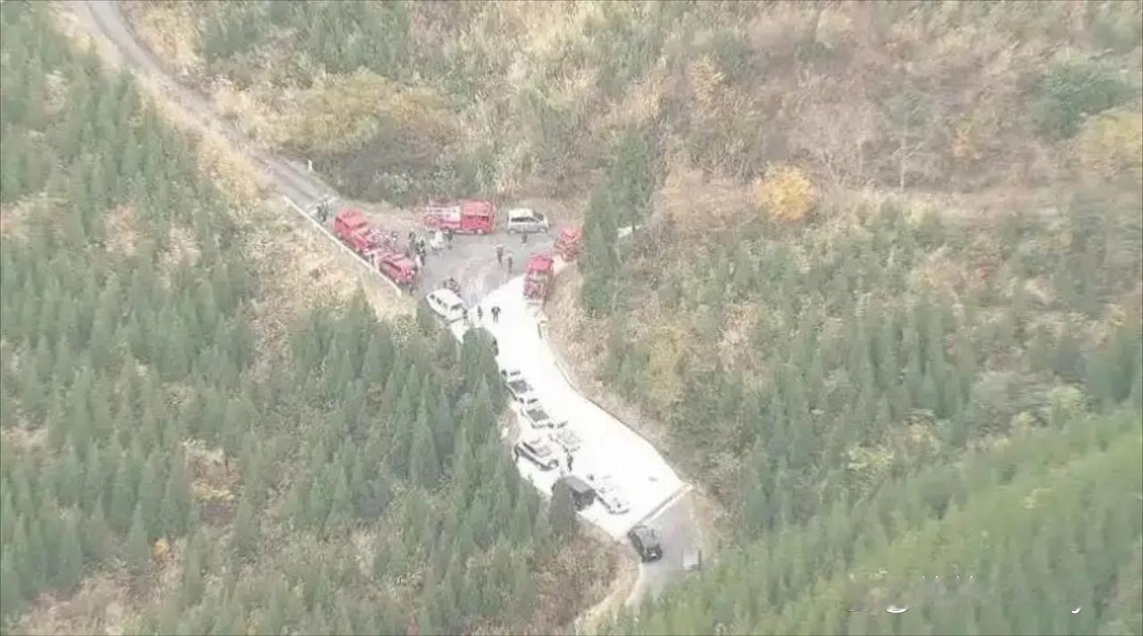 日本发生飞机坠毁事故
据CCTV国际时讯，11月18日，日本福冈县八女市山区发生