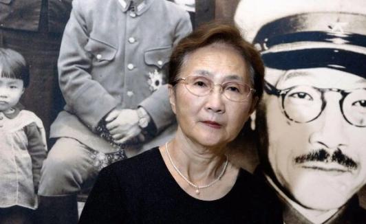 日本甲级战犯东条英机的孙女东条由布子，曾在参选参议院的记者会上公开表态，直接否认