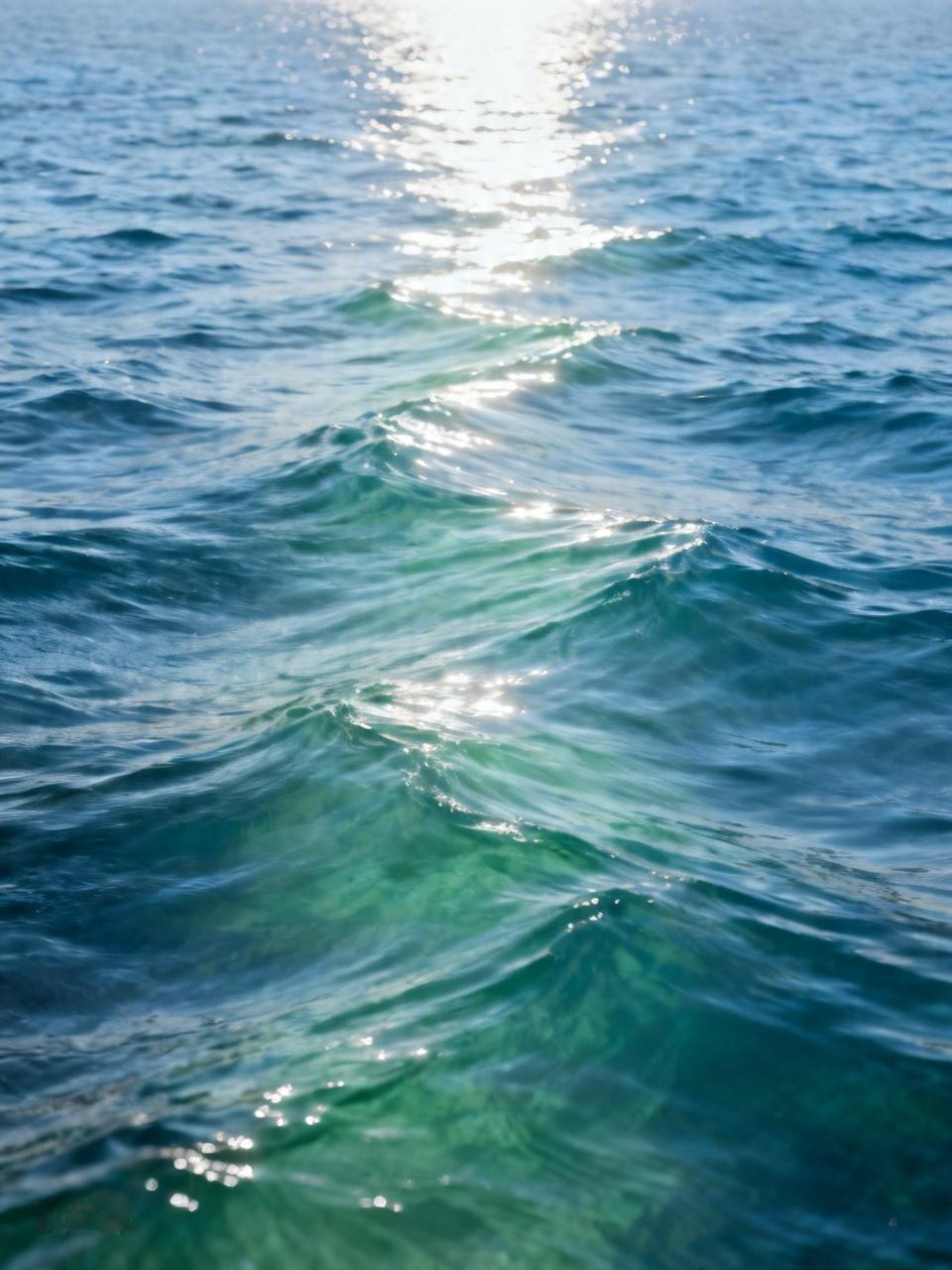 中国海军“包头舰”编队于4月19日过航横当水道，在多个层面都意味深长。

简单来