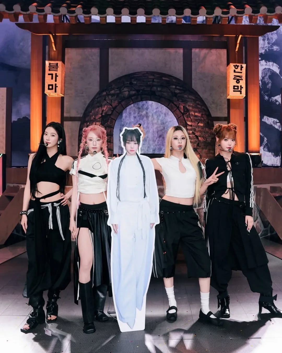 LE SSERAFIM WeverseCon Festival 2026歌单🥂