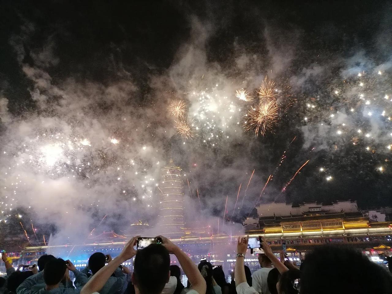 天南地北大拜年