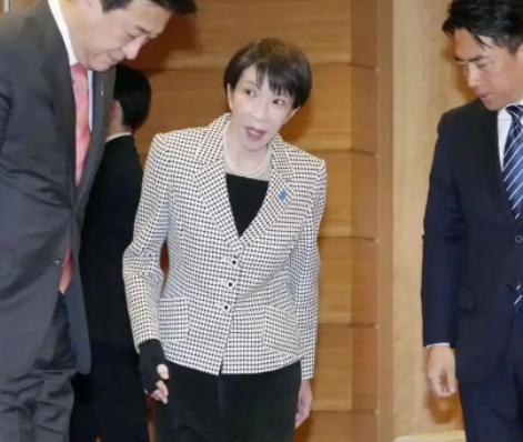 一位俄罗斯专家将中日对峙的真相讲了出来，只要中国依旧按兵不动打经济战，日本一败涂