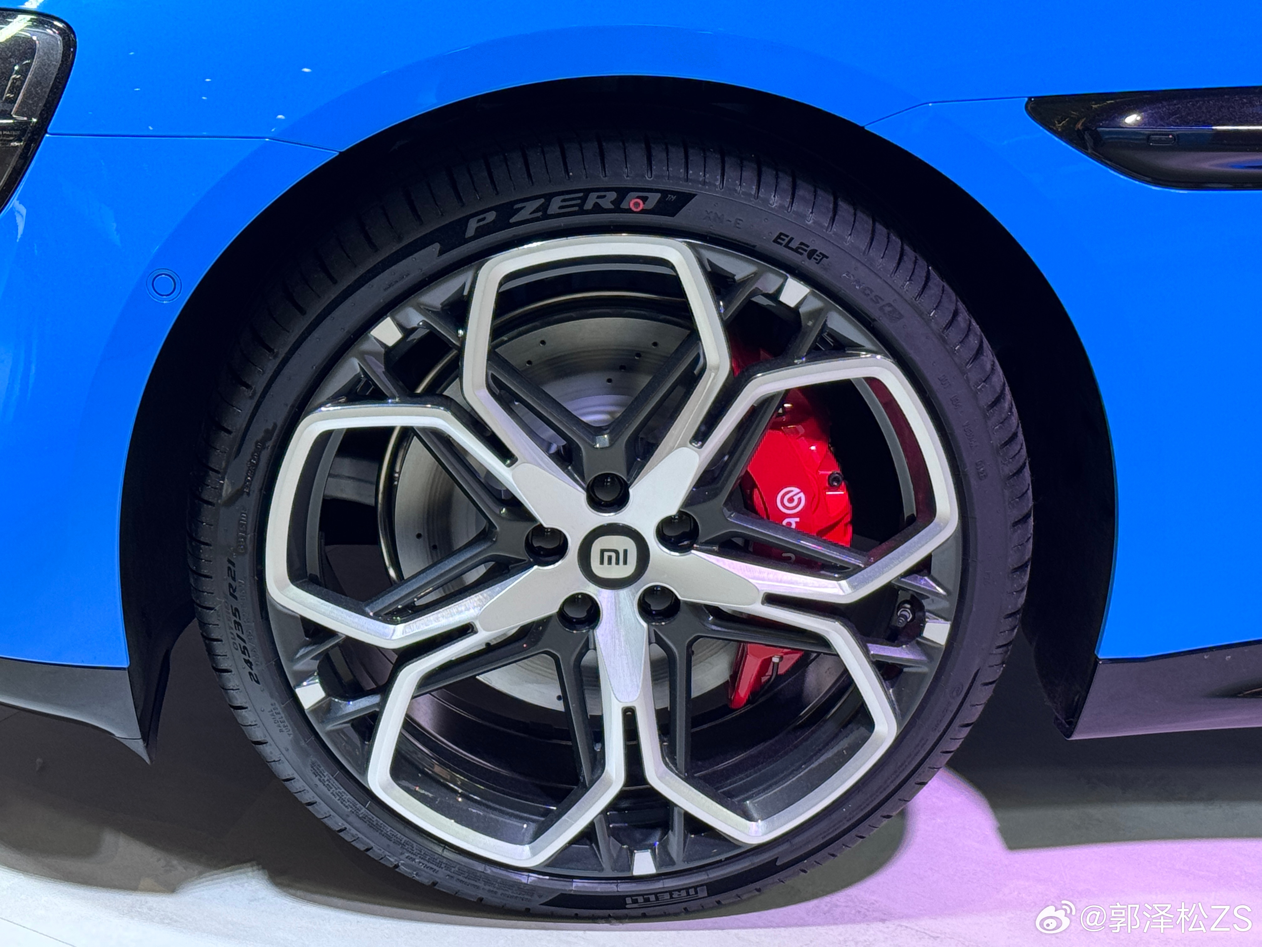 俩月没来T3，C位变成了全新小米SU7~这花瓣轮圈很ok 