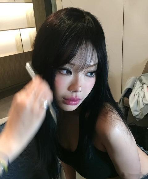耳帝说万妮达唱出了这个味儿第一个出场本身劣势很大，万妮达每回都顶住压力，持续输出