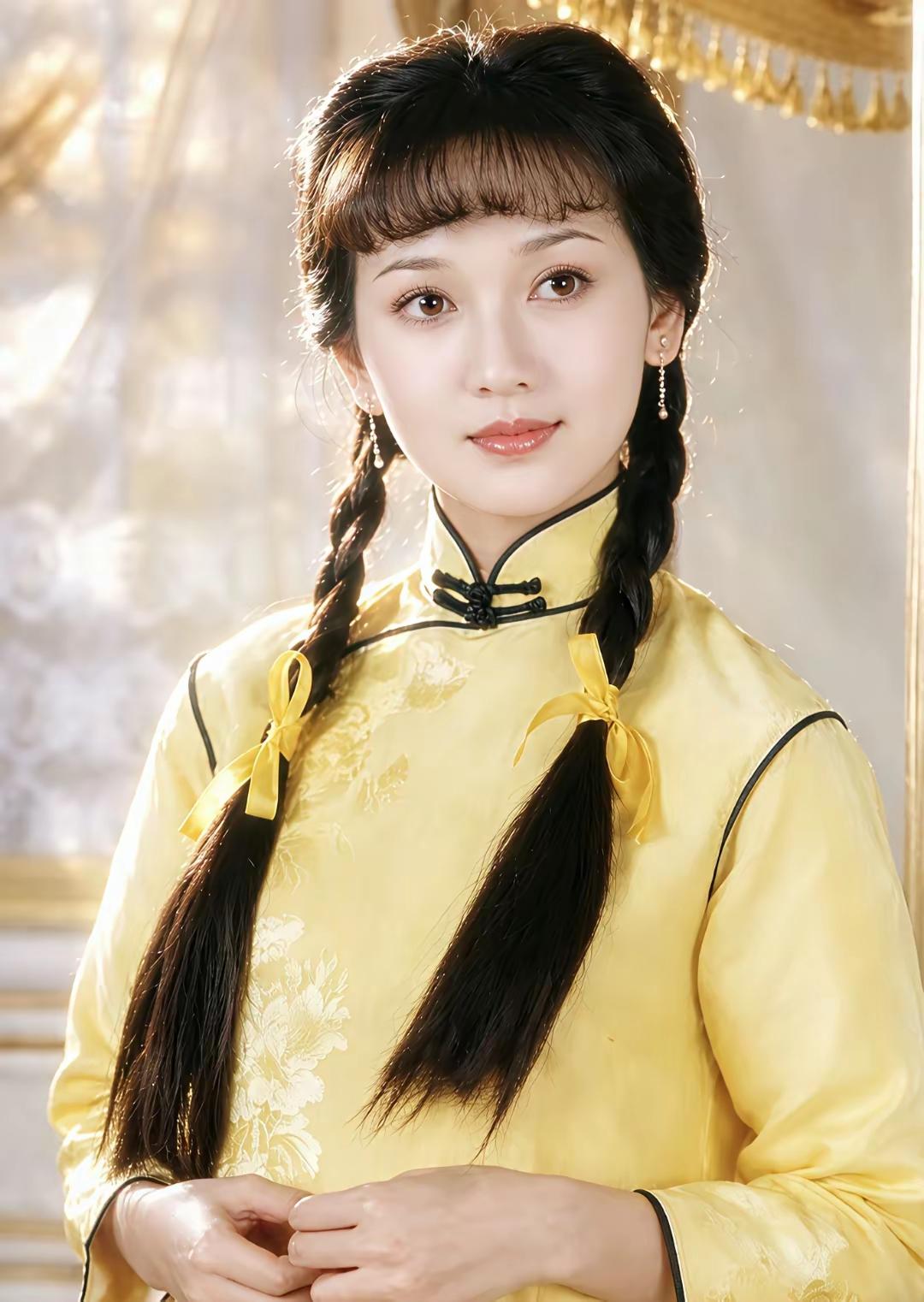 一代美人真不是盖的！好美啊！……
到目前为止
好像不曾有人胜过她半分