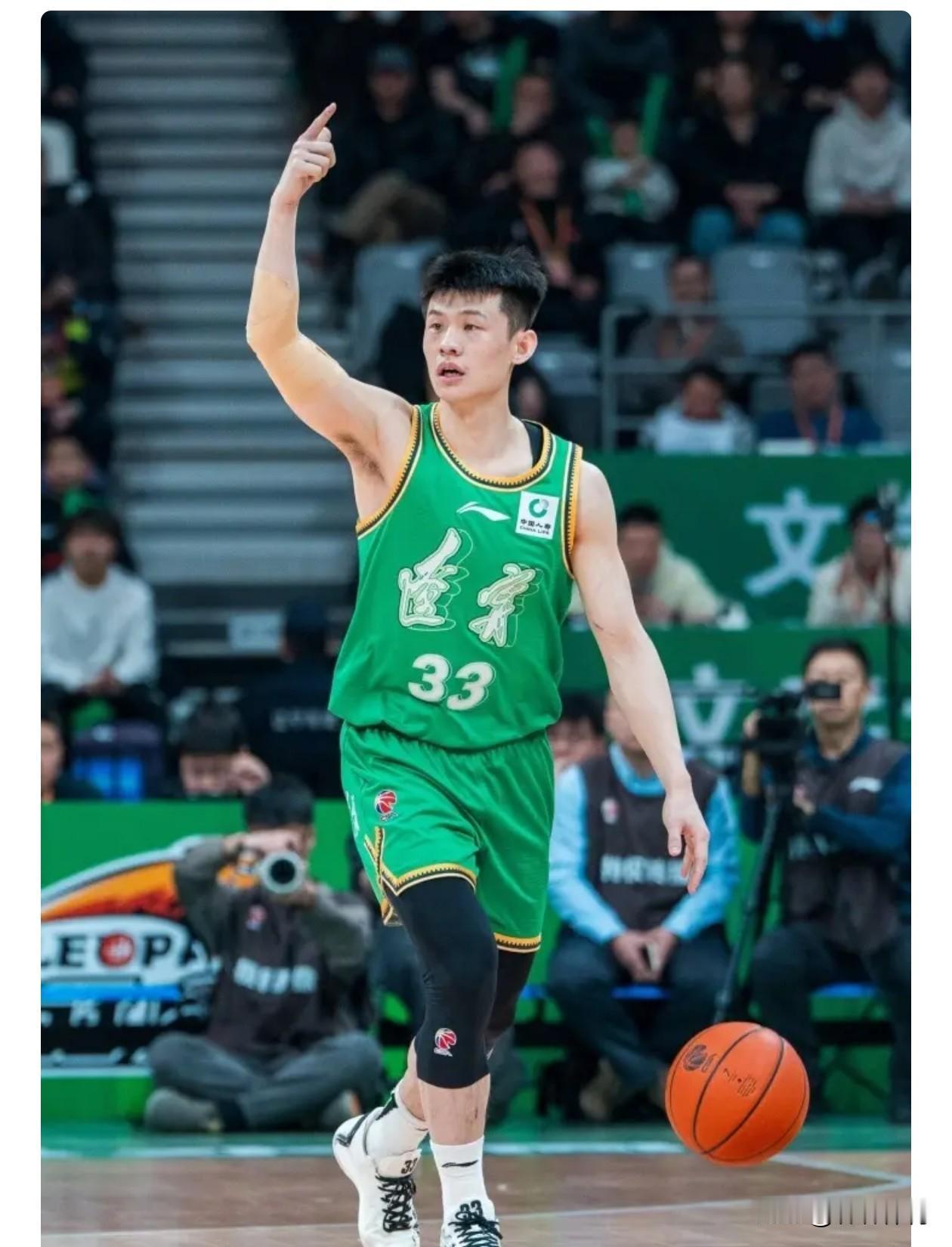 看来王岚嵚转会山东已成定局了！！！就在刚刚直播吧爆料，辽宁、山东以及南京就王岚嵚
