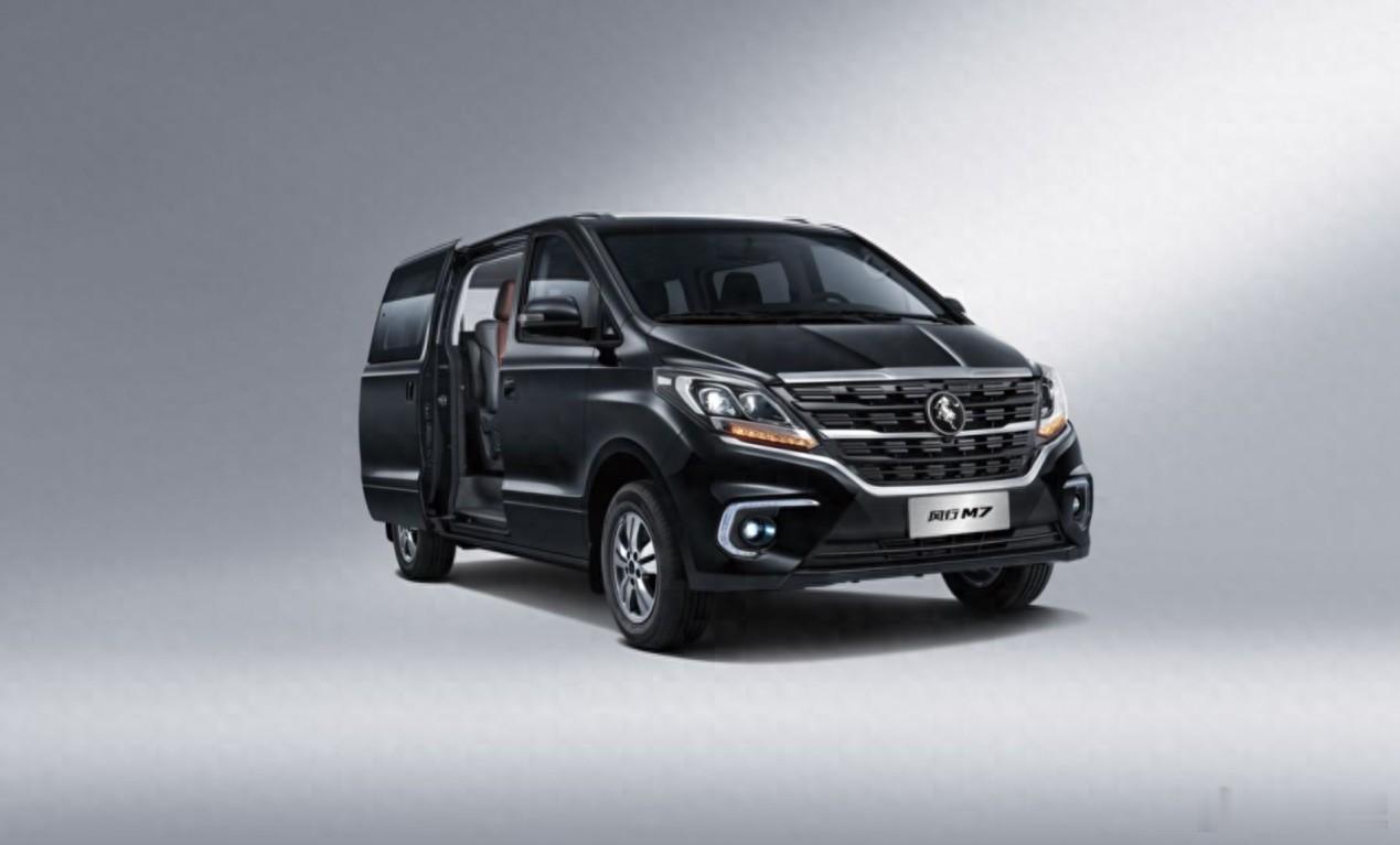 #东风风行M7# 新增车型上市，名为“#皇冠版# ”，指导价34.99万元，新车