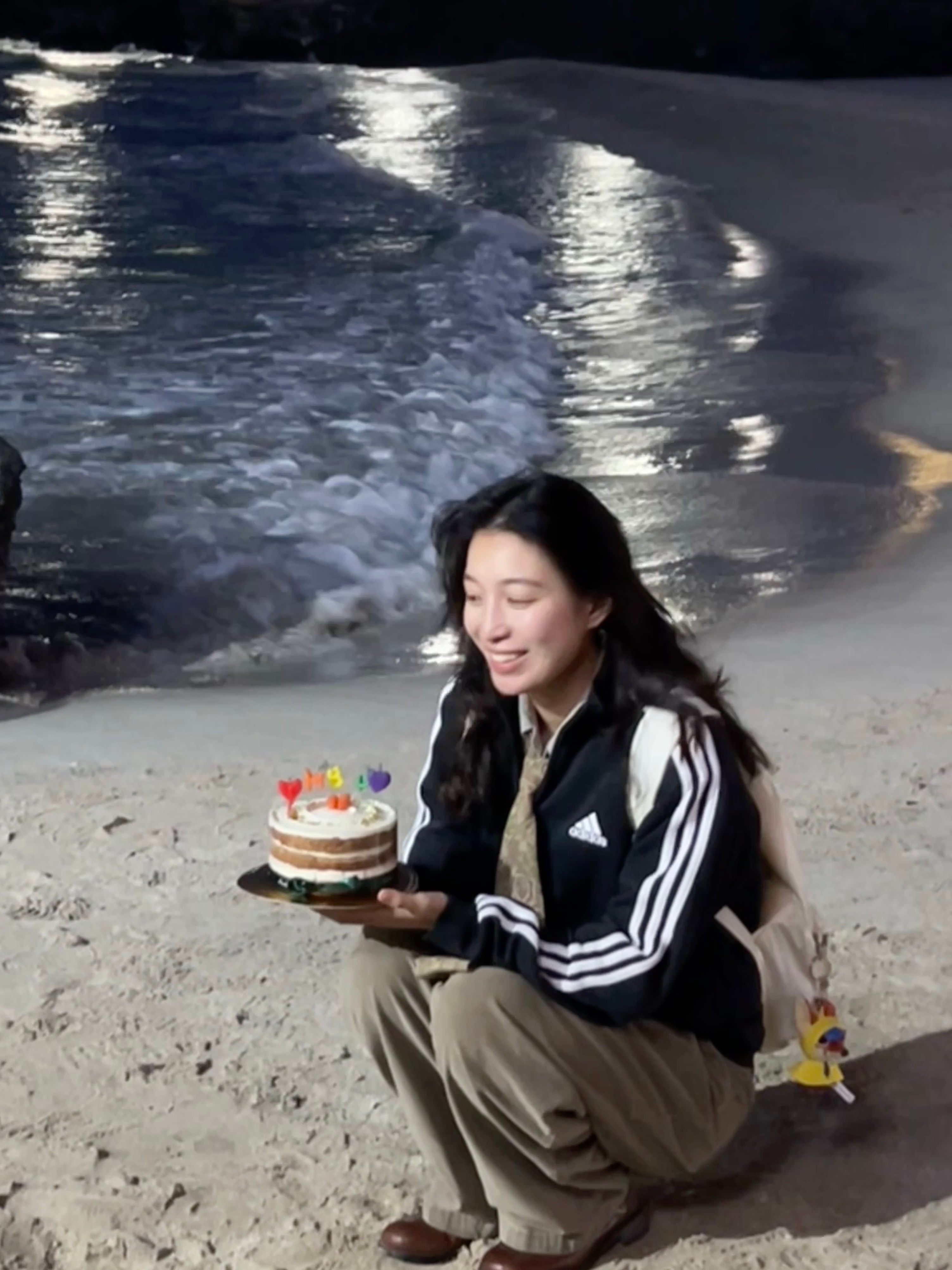祝我生日快乐！🎂第一次在海边过生日hh ​​​