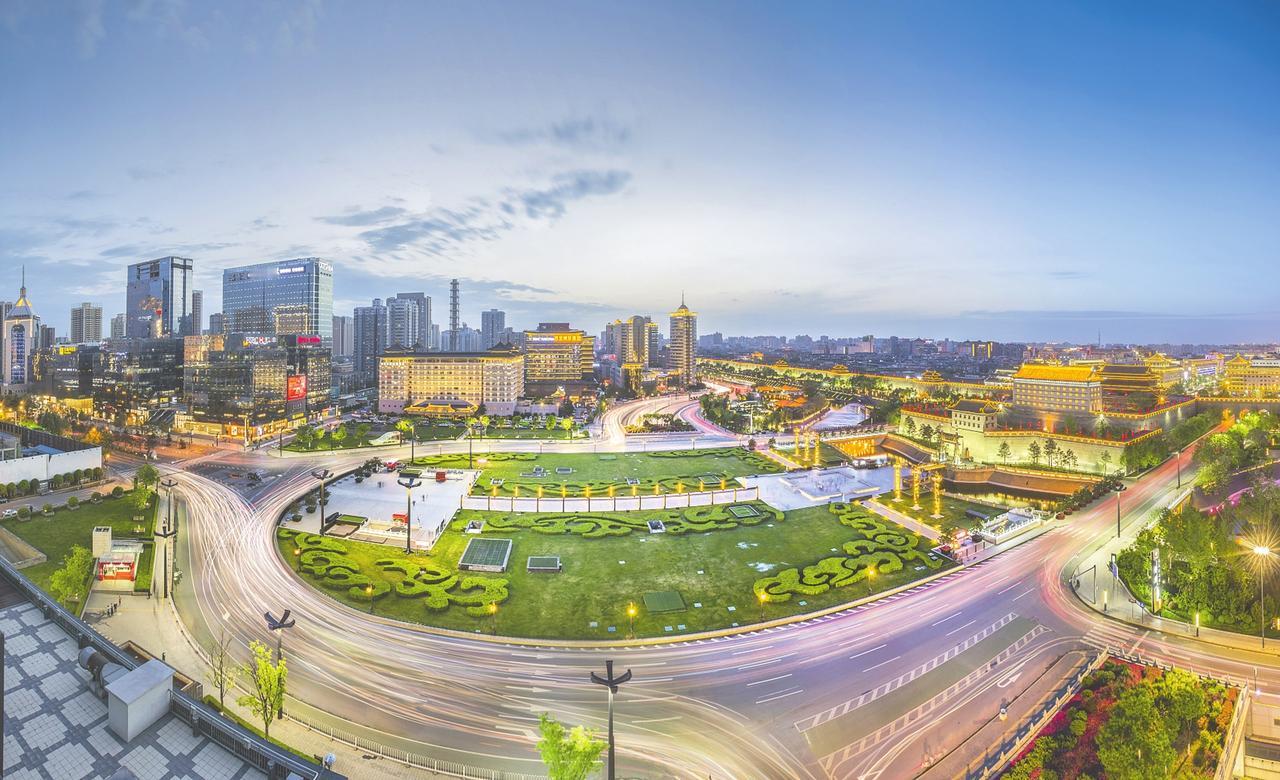 新场景新业态 持续激发“春日经济”活力

当春风轻拂，大地回暖，“春日经济”如同