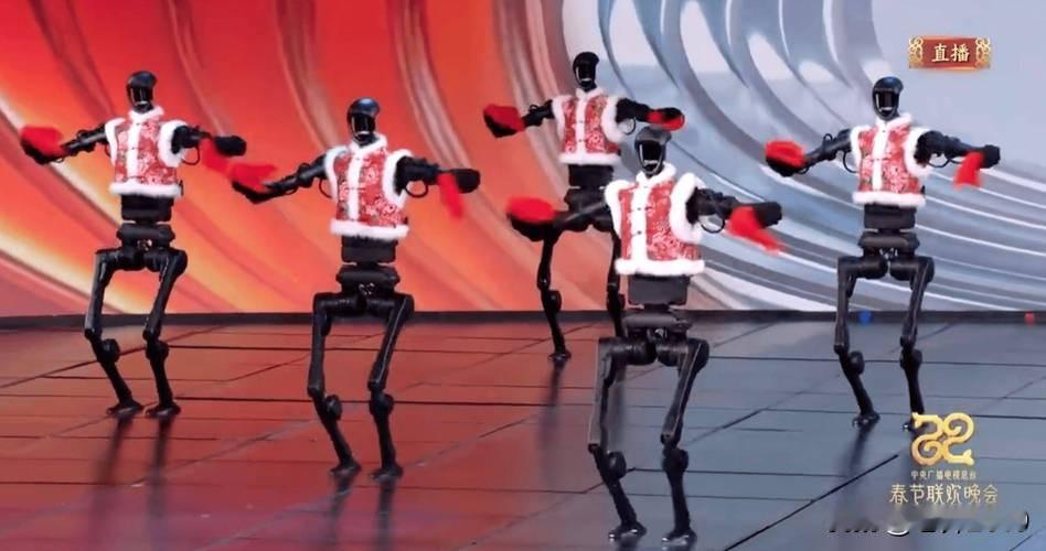 给资本泼点冷水：
机器人又跑马拉松了，万人空巷。
机器人上春晚演出了，武术套路无
