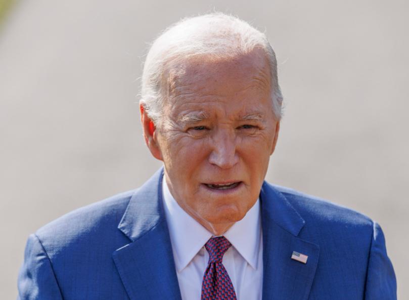 美国前总统拜登难得公开露面，一开口就抛出了老调重弹的言论：“美国要继续作为世界领