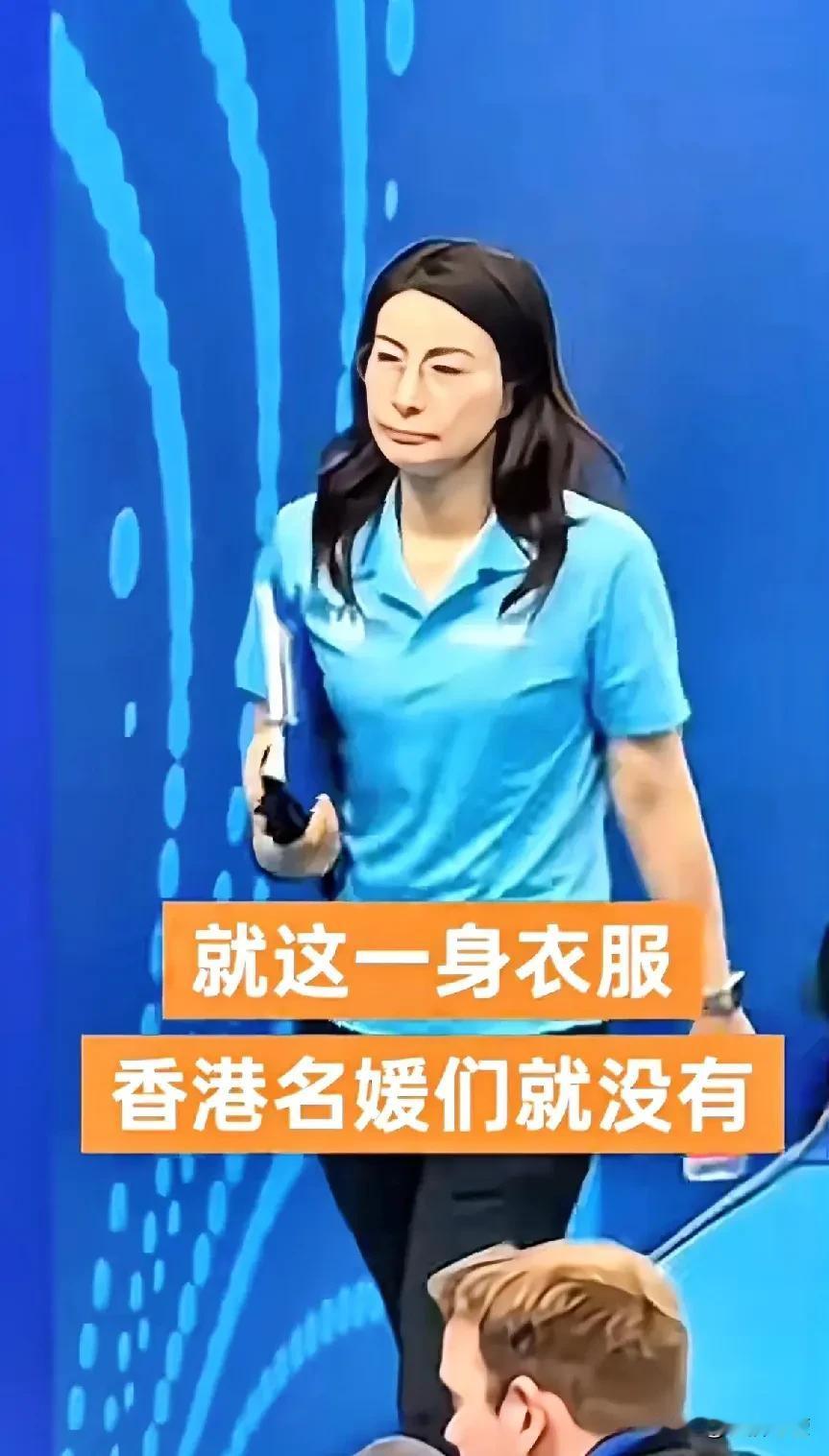 低调有素质有涵养的女人，值得同胞们学习，感觉运动员上热搜的越来越多了，国家越来越