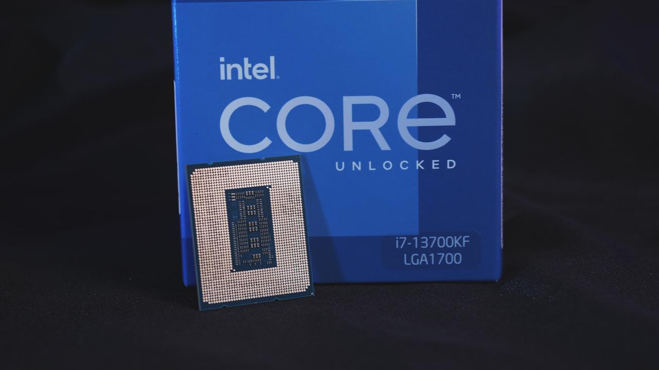 i7 13700K和12900KF对比
最新13代酷睿i7 13700K采用进阶