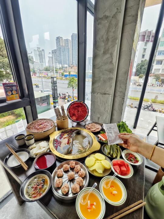 广西大学地铁口的火锅！聚餐被圈粉了💯