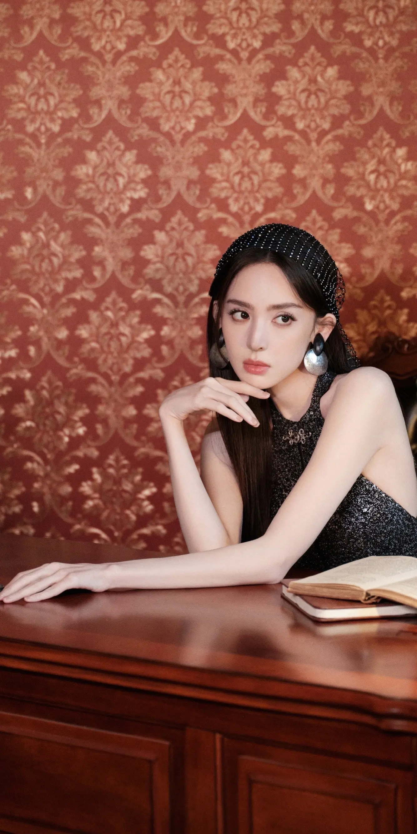 娜扎。