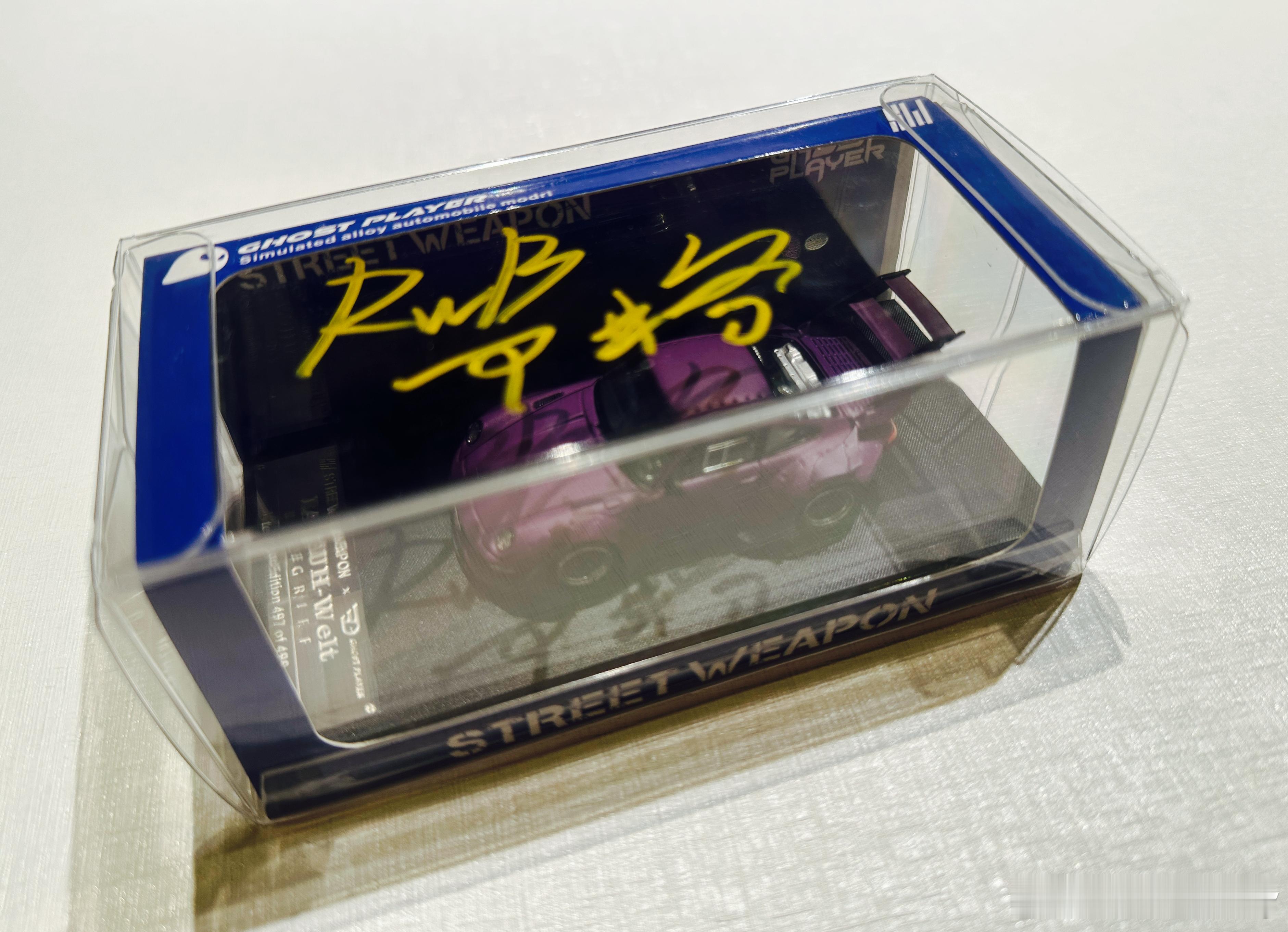 前段时间中井启来北京切宽体 朋友帮我弄一模型签名  北京