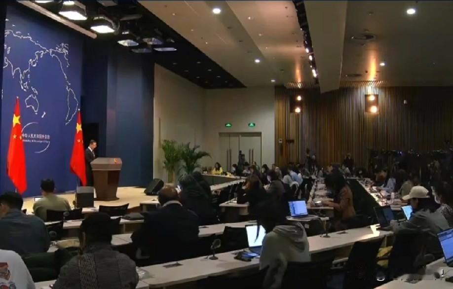 12月25日晚上的最新消息，速报，全都不容错过，第一条： 美方报告挑拨中印关系遭