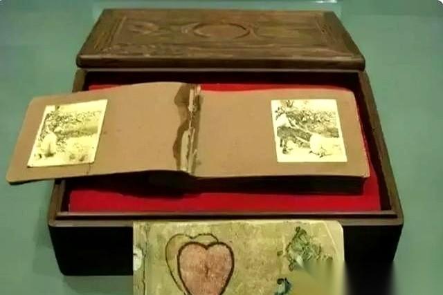 日本人自己拍的照片，成了绞死自己的绳子。
这事儿，偏偏让一个15岁的孩子给办了。