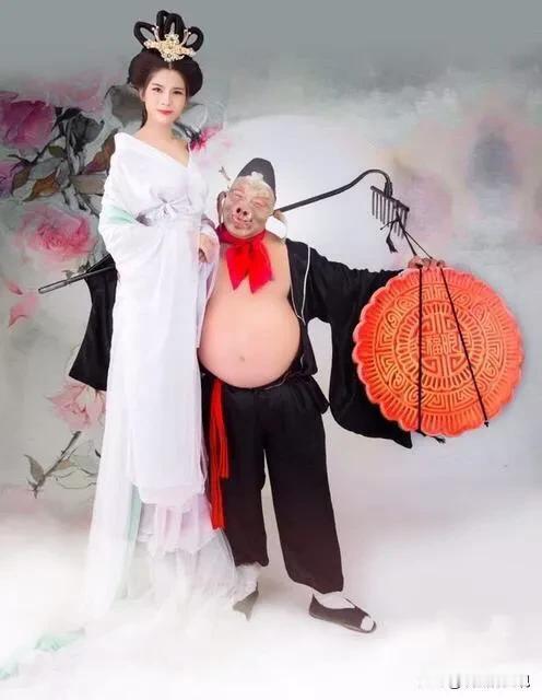 在《西游记》之中，曾经说明过猪八戒调戏嫦娥的桥段，那天身为天蓬元帅的猪八戒在王母