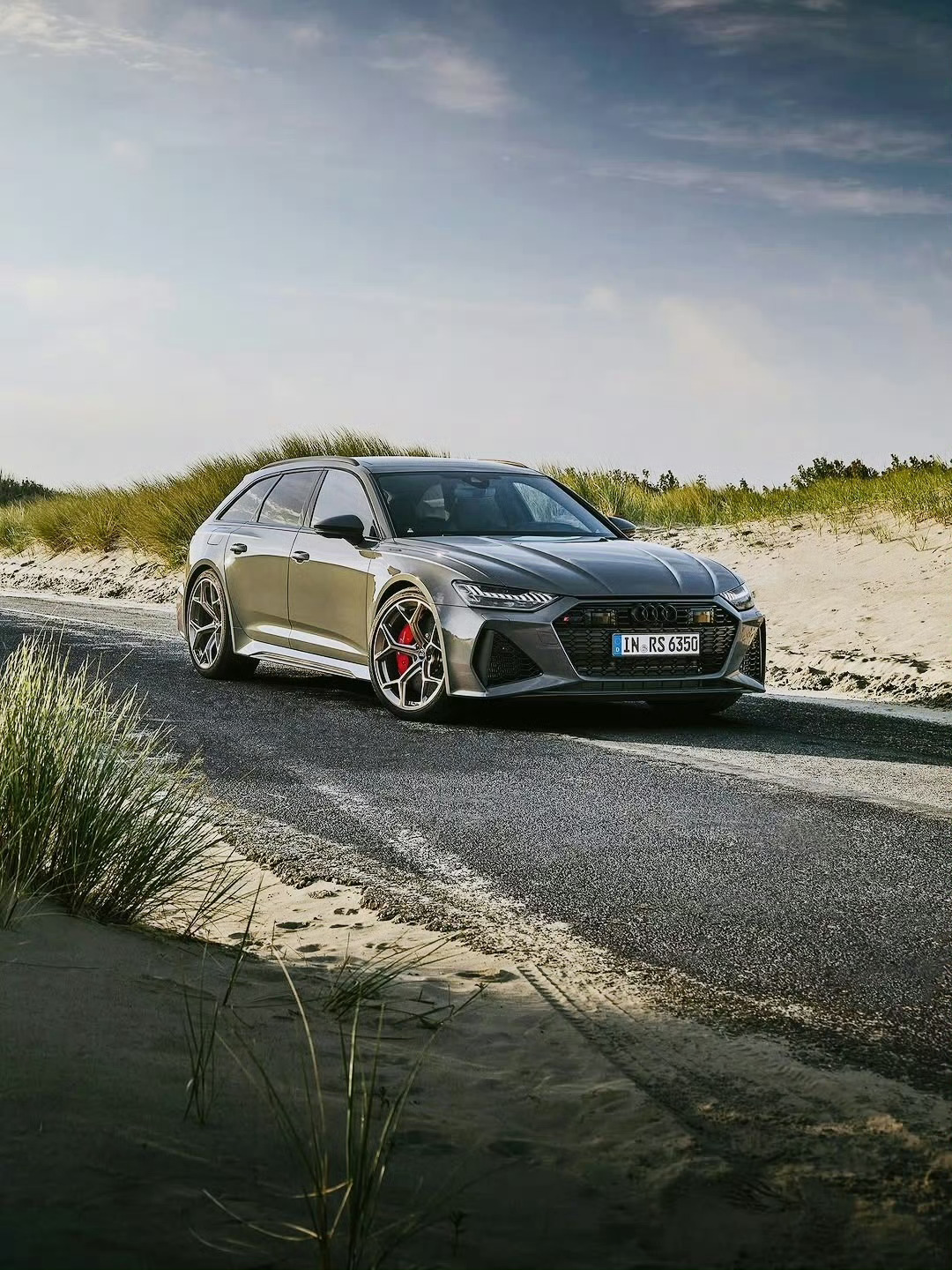 奥迪 RS6 AvantYYDS ​​​