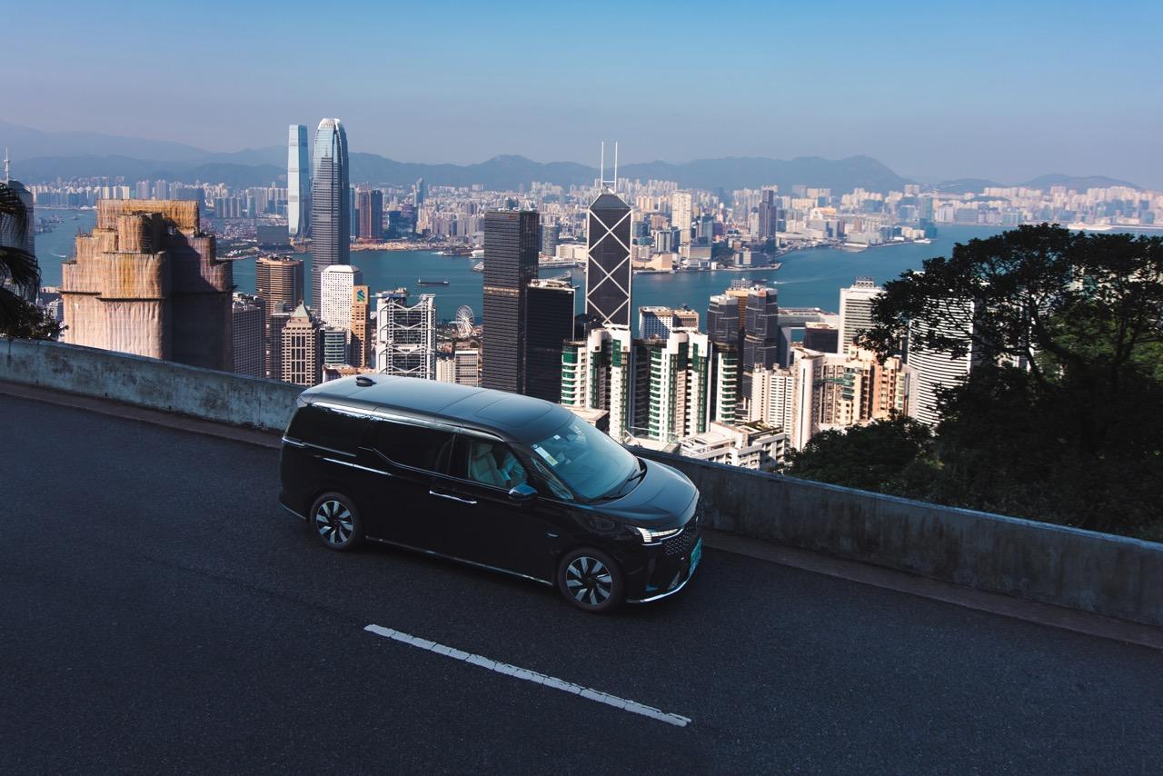 《沃尔沃99周年感恩季：EM90限时59.8万，XC70置换21.99万起》
北