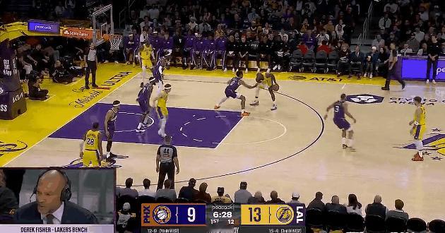 不难不进！詹姆斯命中高难度抛投！
在今天NBA常规赛湖人对阵太阳的第一节比赛中，