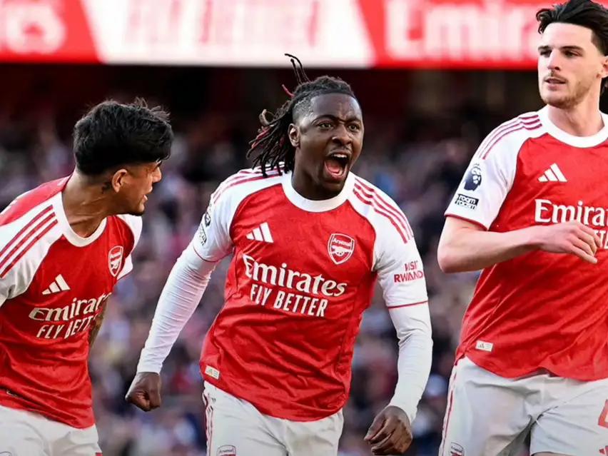 【角球逞威，阿森纳没再掉链子，1-0小胜纽卡暂时成功夺回英超头名的位置】太关键了