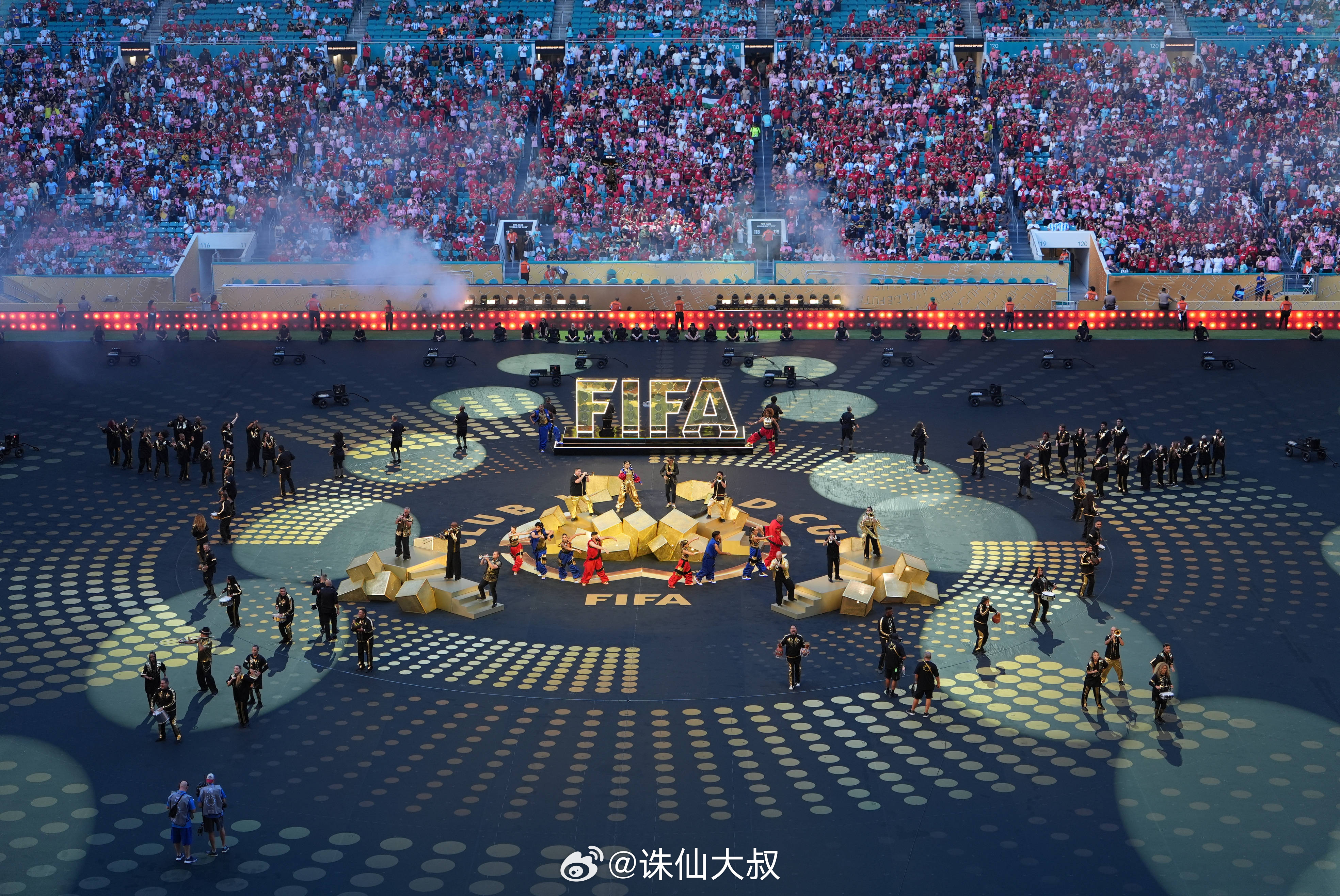 2026美加墨世界杯倒计时，点击 网页链接 进入对应球队超话，点击签到，即可点亮