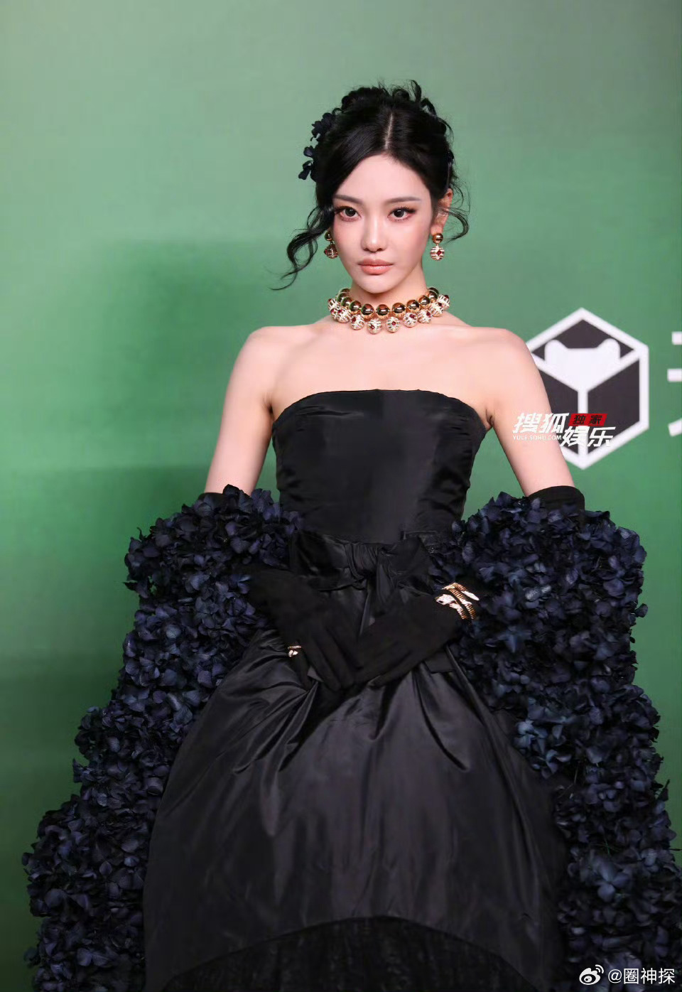 宁艺卓 比珠宝更闪耀的美貌 宁王🈳 ​​​