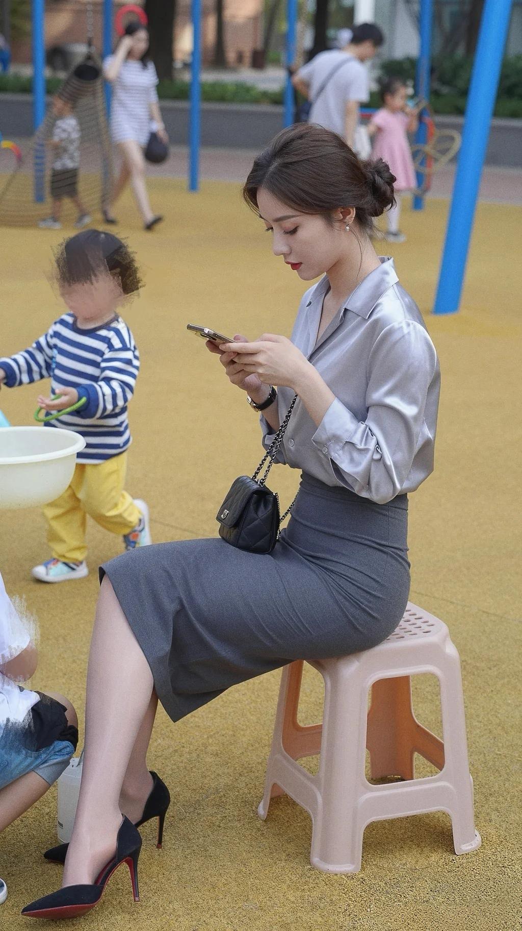 时尚职业裙裤穿搭