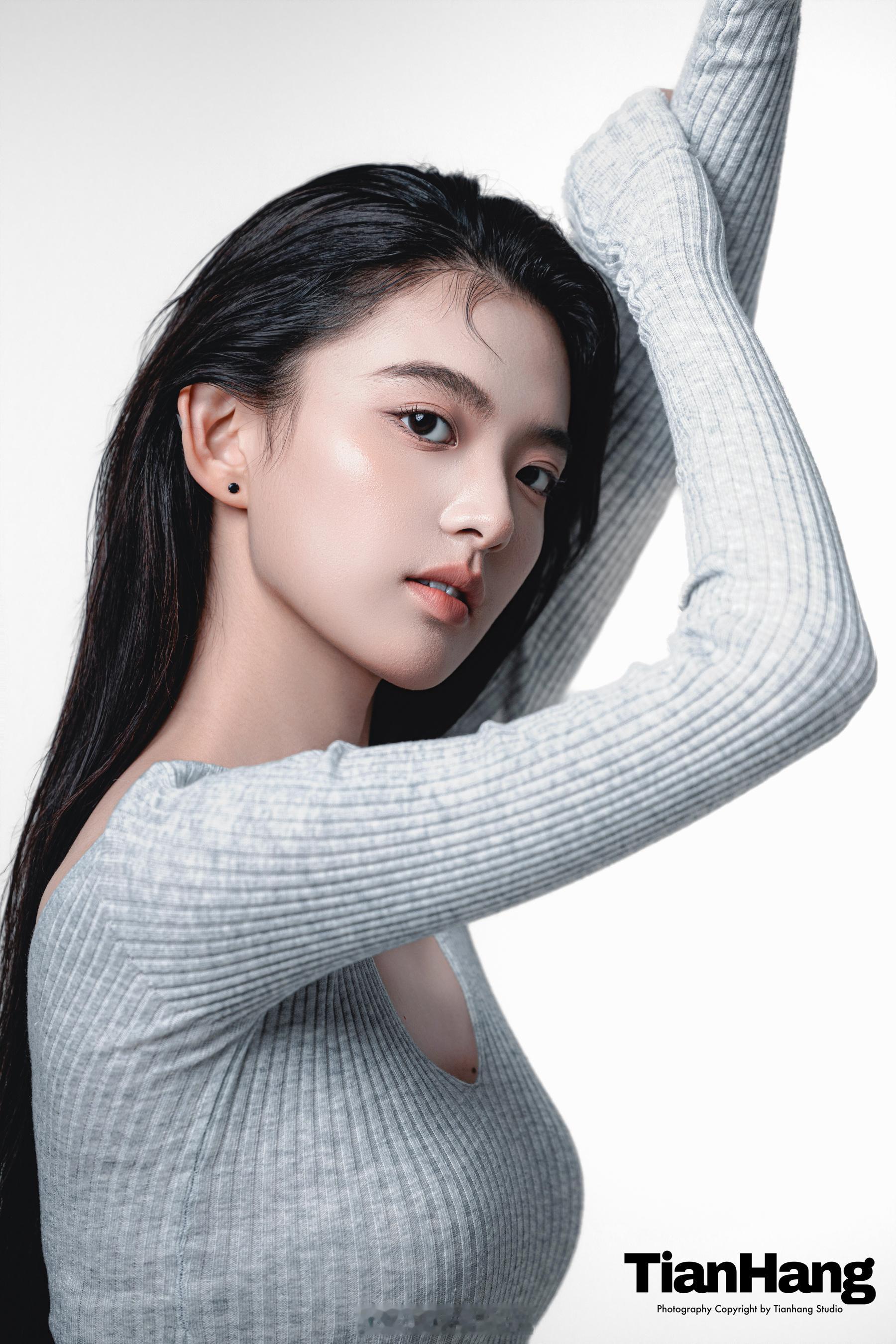 ✨棚拍分享用极简 定格一份清冷的美💫天航工作室韩系棚拍肖像见组照时尚韩杂