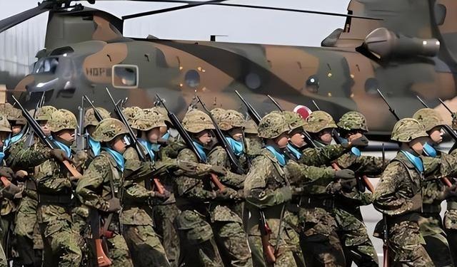 未来战争的残酷性，已经远远超出了很多人对传统战争的想象。今天的战争，不再只是阵地