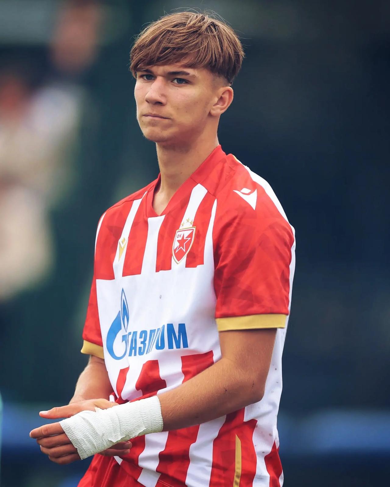 塞尔维亚超级联赛，贝尔格莱德红星队客场2:0劳动1923，17岁的“天才前腰”瓦