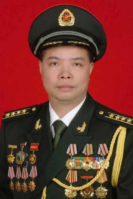 1985年，隆志勇执行任务时时暴露了，越军随即从他背后连开数枪，隆志勇中弹后从桥