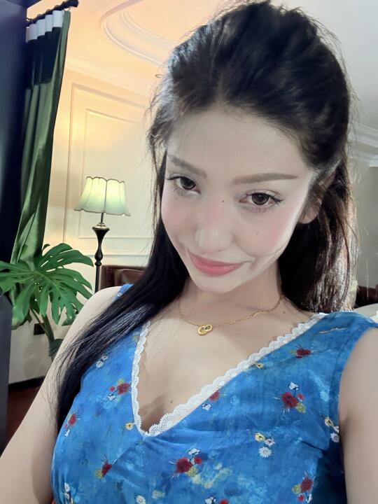 宅女来咯🍯