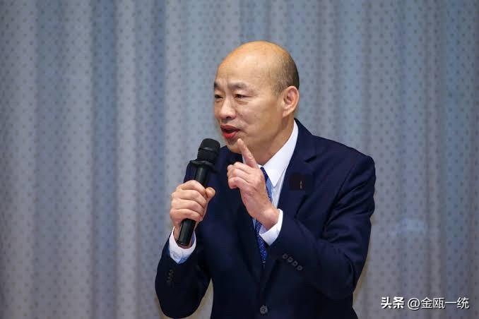 傅崐萁没来蓝白不签字  韩国瑜怒斥：敬酒不喝喝罚酒

台立法机构负责人韩国瑜今天