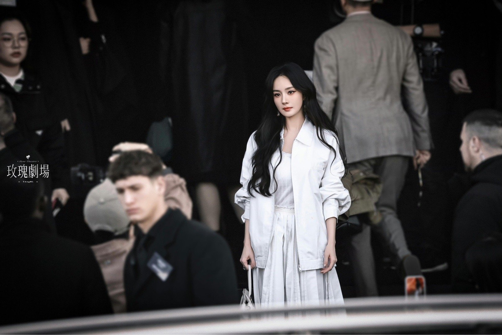 花渣热议：恭喜杨幂家专打黒子脸了不仅全平台认领，状态也是火力全开，这一次幂神驾到