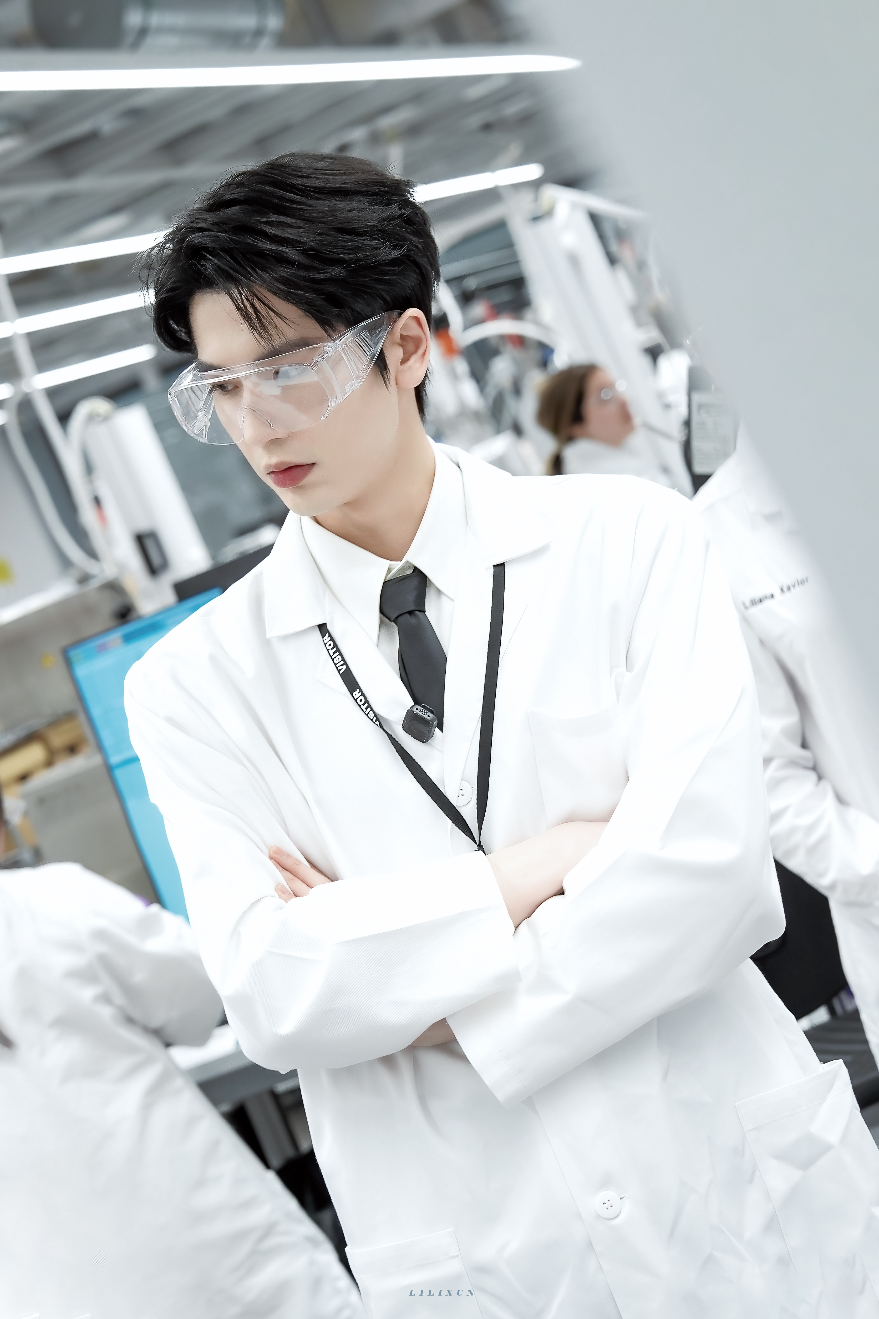 完全是智性恋天菜 🔬-张凌赫 