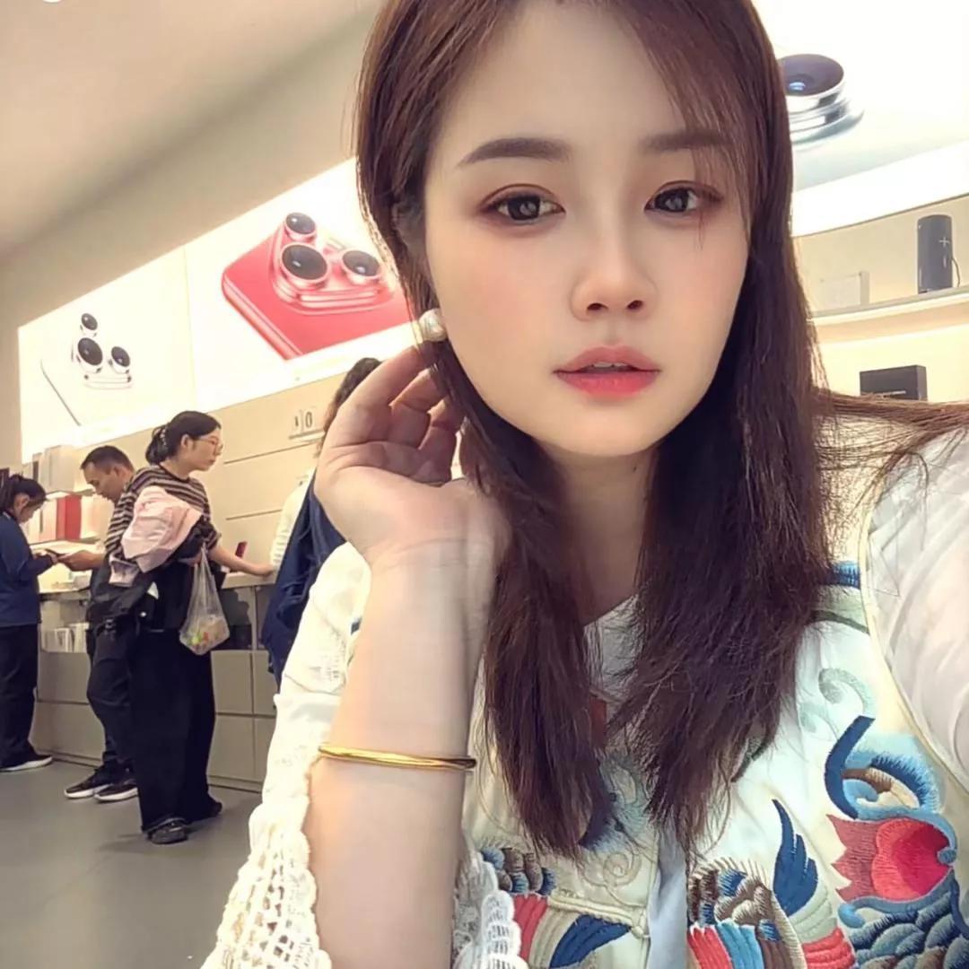 探索美妆世界，遇见最美自己！💄✨美妆 第一天美妆打卡 护肤旅行 全品类美妆 素